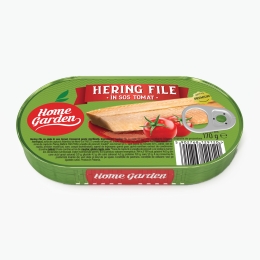 Hering file cu piele în sos tomat 170g