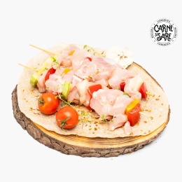 Frigărui din pulpe de pui cu legume 400g