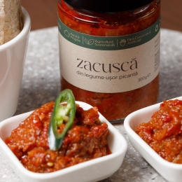 Zacuscă de legume, ușor picantă, 300g