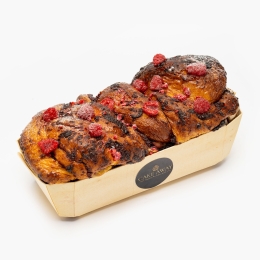 Cozonac cu zmeură și cremă de vanilie 650g