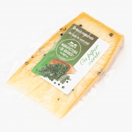 Brânză maturată cu piper verde 250g
