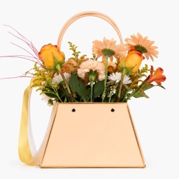 Aranjament floral School Bag