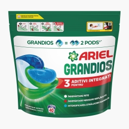 Detergent de rufe capsule Grandios Mountain Spring, 40 spălări, 40 buc