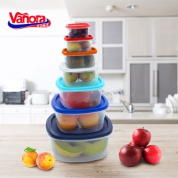 Set caserole pătrate cu capac, din plastic, 7 buc 