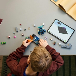 Întâlnirea cu temnicerul, 21274 Minecraft™, 238 piese, +7 ani