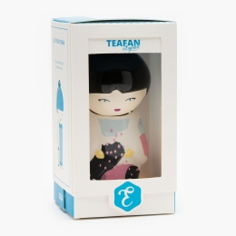 Infuzor metalic cu păpușă decorativă 