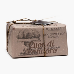 Pandoro cu cremă de alune și topping de ciocolată 750g