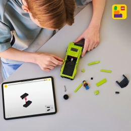 Mașină sport Dodge Challenger SRT Hellcat, 77237 Speed Champions, 390 piese, +9 ani