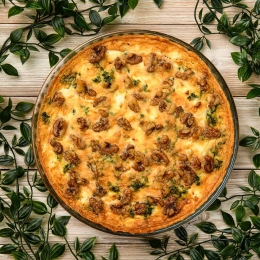 Quiche cu spanac, brânză de capră și nuci 1kg