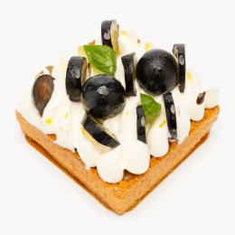 Tartă cu cremă de Nocciola și struguri 180g