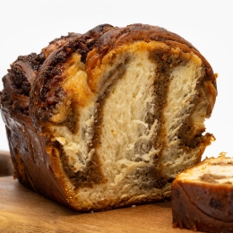 Cozonac Zburător însiropat 1kg