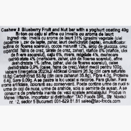 Baton cu caju și afine, cu înveliș de iaurt 40g