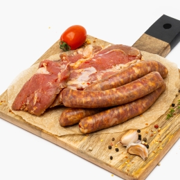 Pastramă mușchi evantai și cârnați Mangalița 500g