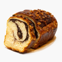 Cozonac cu nucă coaptă și ciocolată 780g