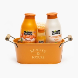 Set cadou femei baie Sweet Caramel Beauty & Nature Gift Box