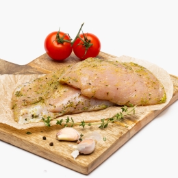 Piept de curcan în baiț cu verdeață 400g