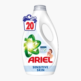 Detergent de rufe lichid Sensitive Skin, 20 spălări, 0.9l